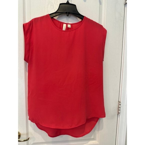 blouse - Picture 1 of 2